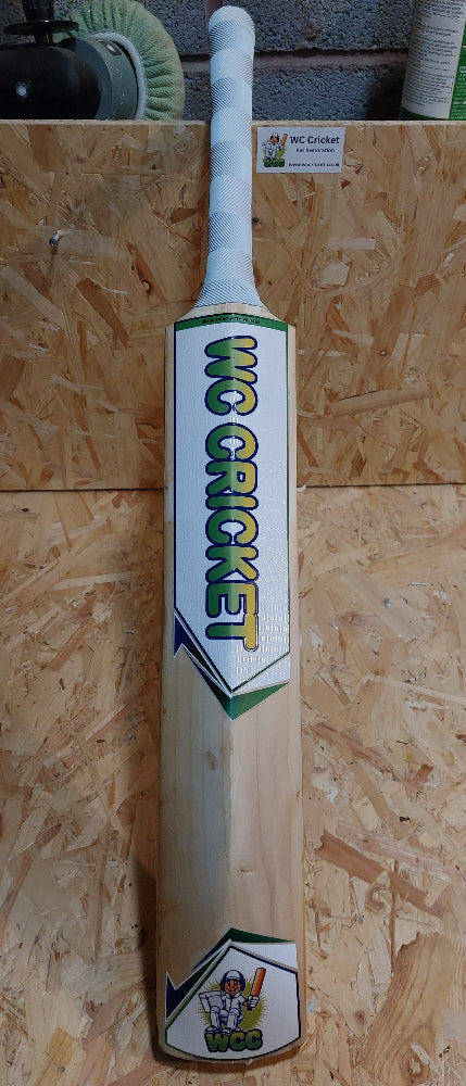 GM Maxi 707 back cricket bat