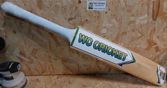 GM Maxi 707 back view