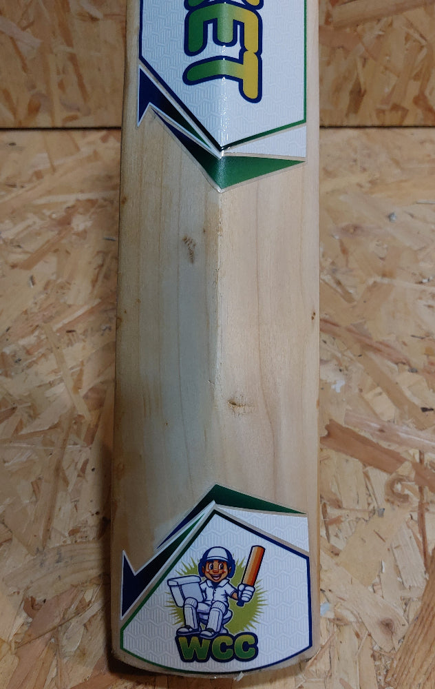 GM Maxi 707 bottom back cricket bat