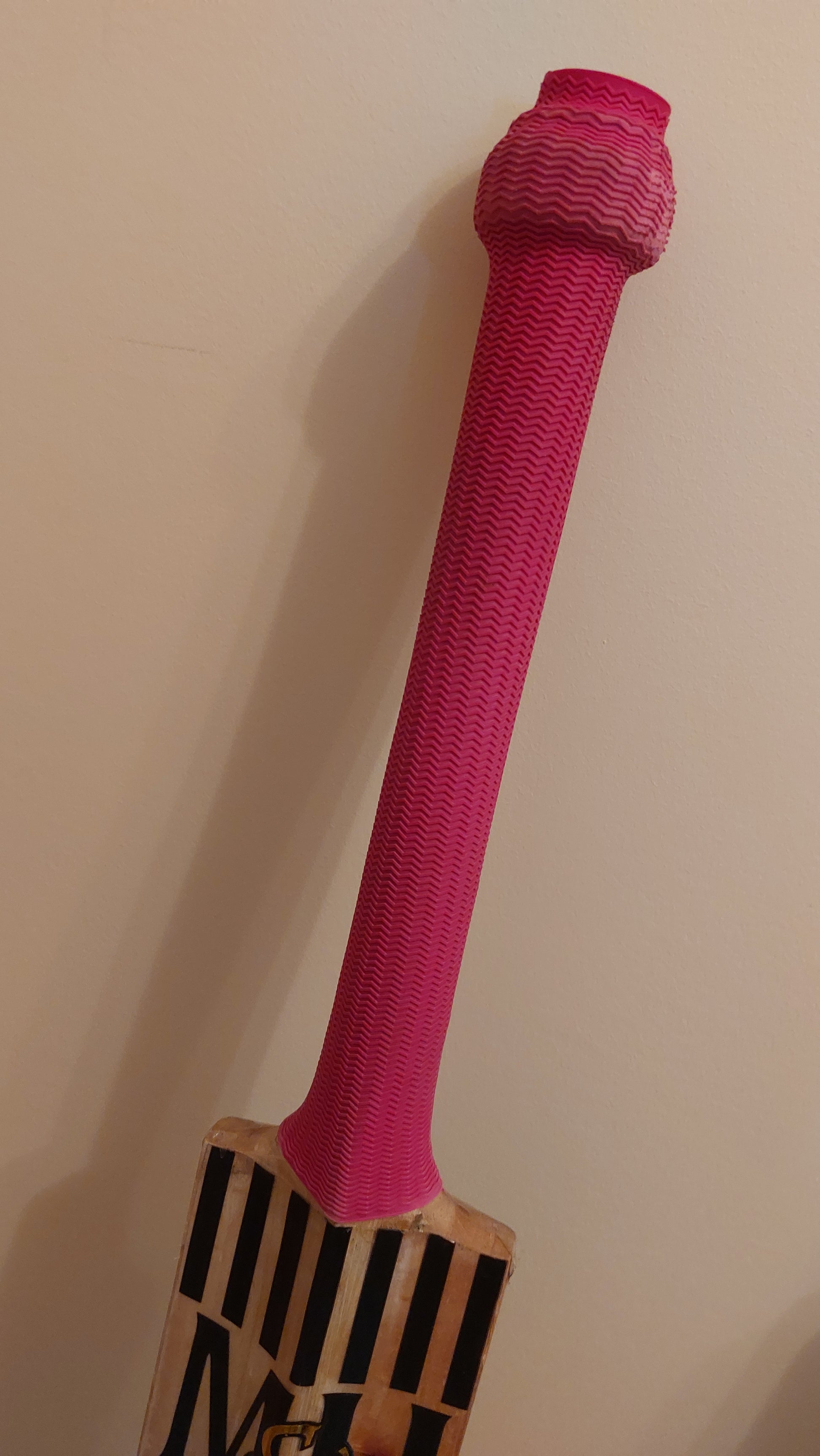 WC Cricket pink cricket bat grip replacement on wooden cricket  bat handle with textured non slip grip