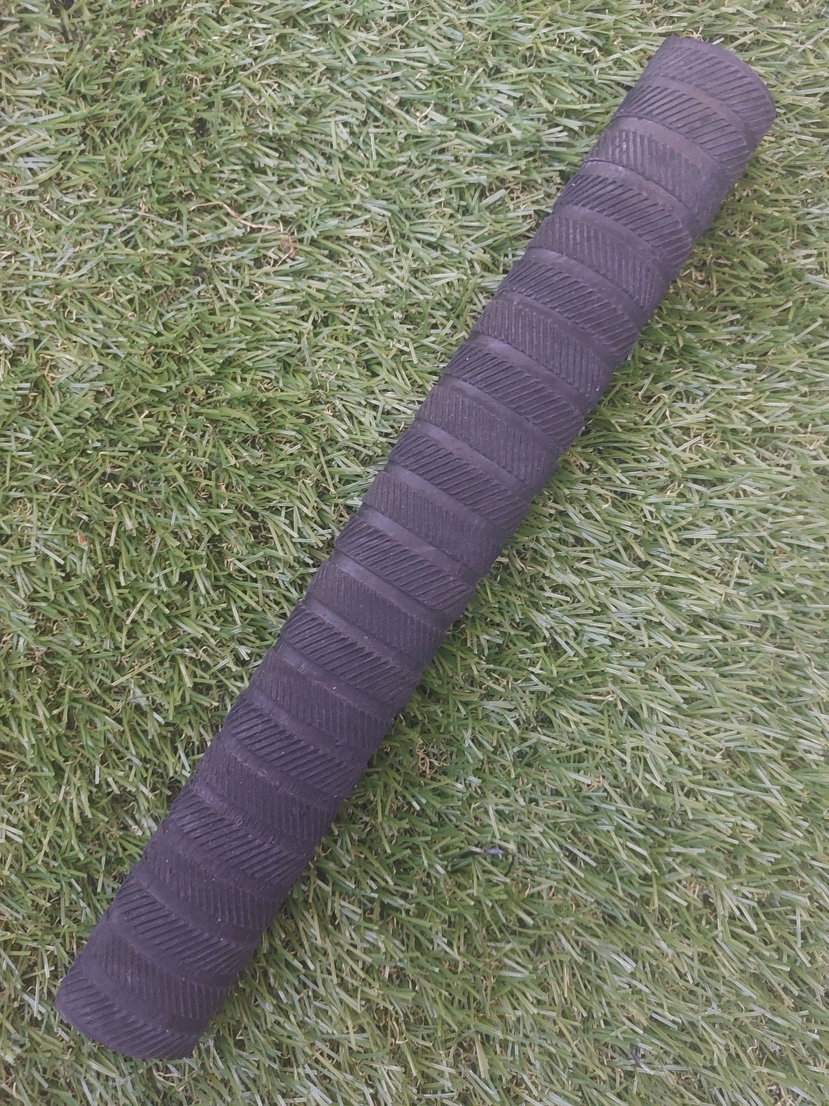 Black Ring Chevron Cricket Bat Grip