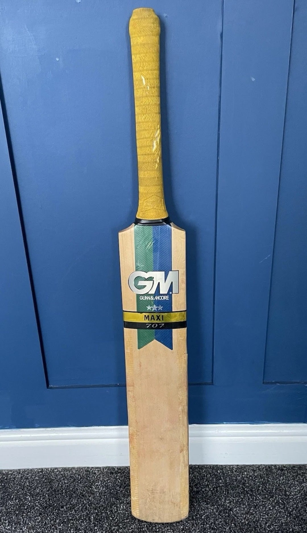 GM Maxi 707 cricket bat prerefurb front