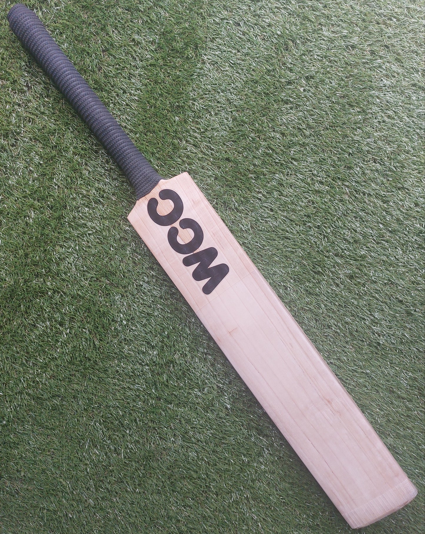 Grade 2 Custom Cricket Bat Grade 2 Front