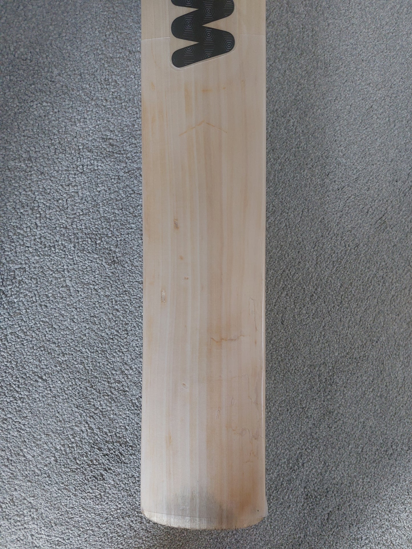Used GM Kyros Cricket Bat - Size 6